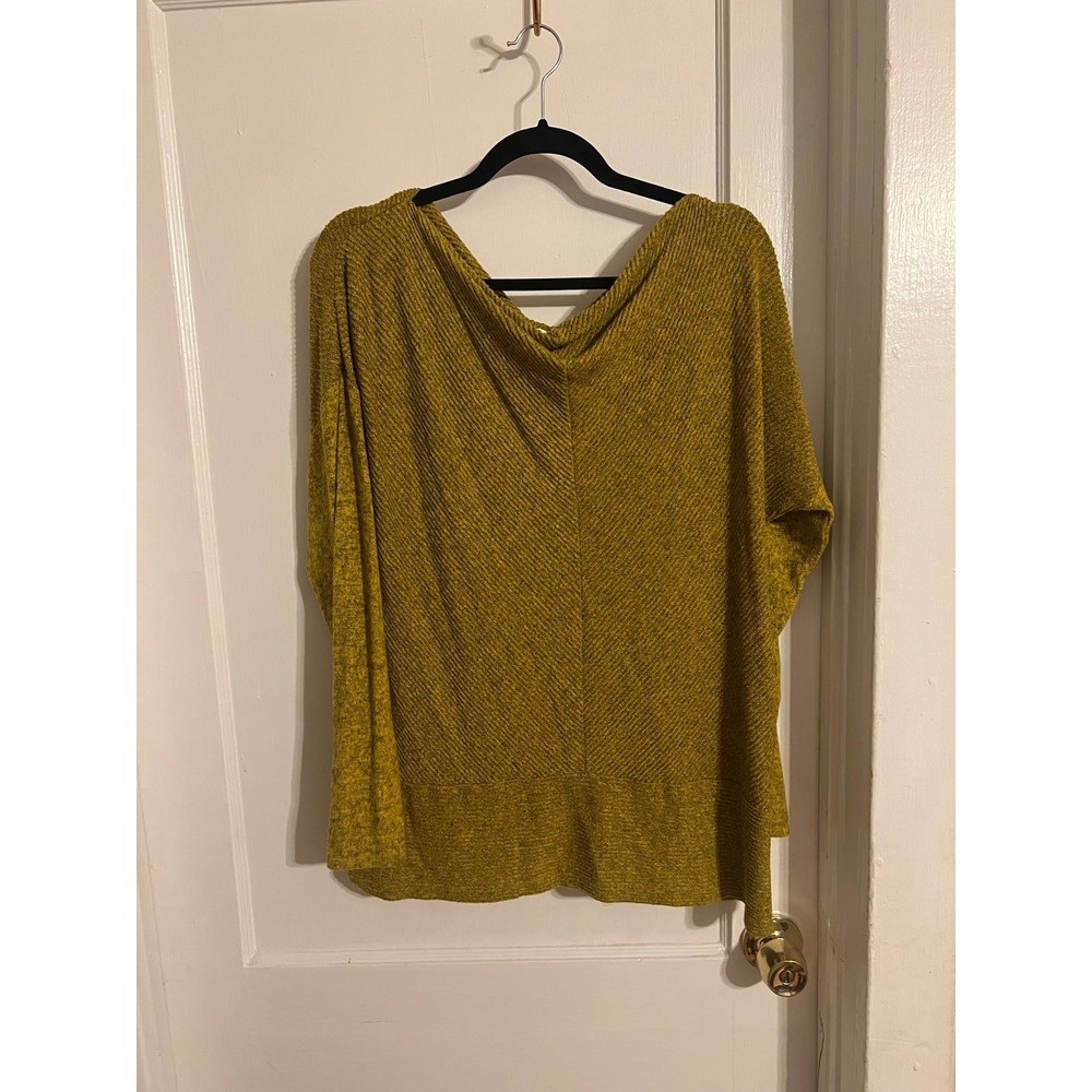 Maurices Yellow and black long sleeve tunic top Size XL
